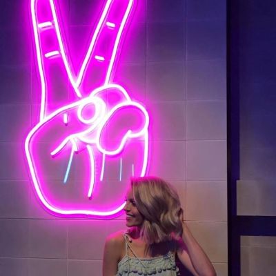 LED Neon Peace Sign Wall Art