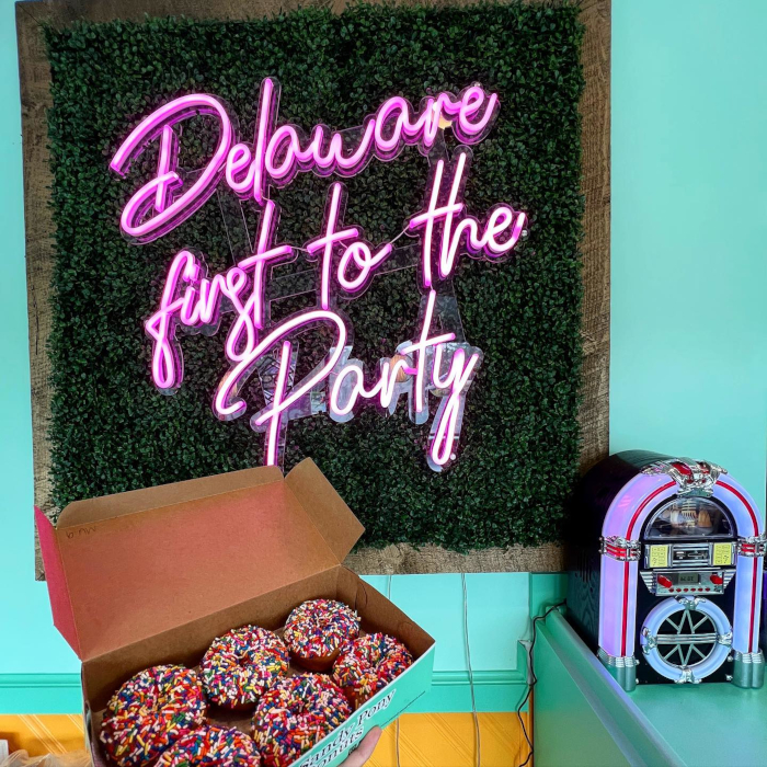 Custom Neon® bakery selfie wall backdrop @sandyponydonuts