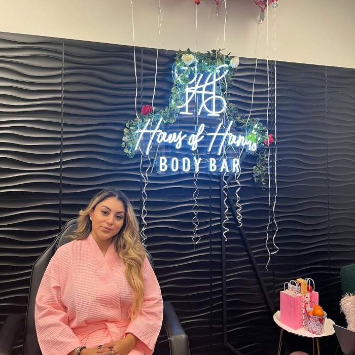 Columbus Salon Custom Neon® sign @hausofhandsbodybar