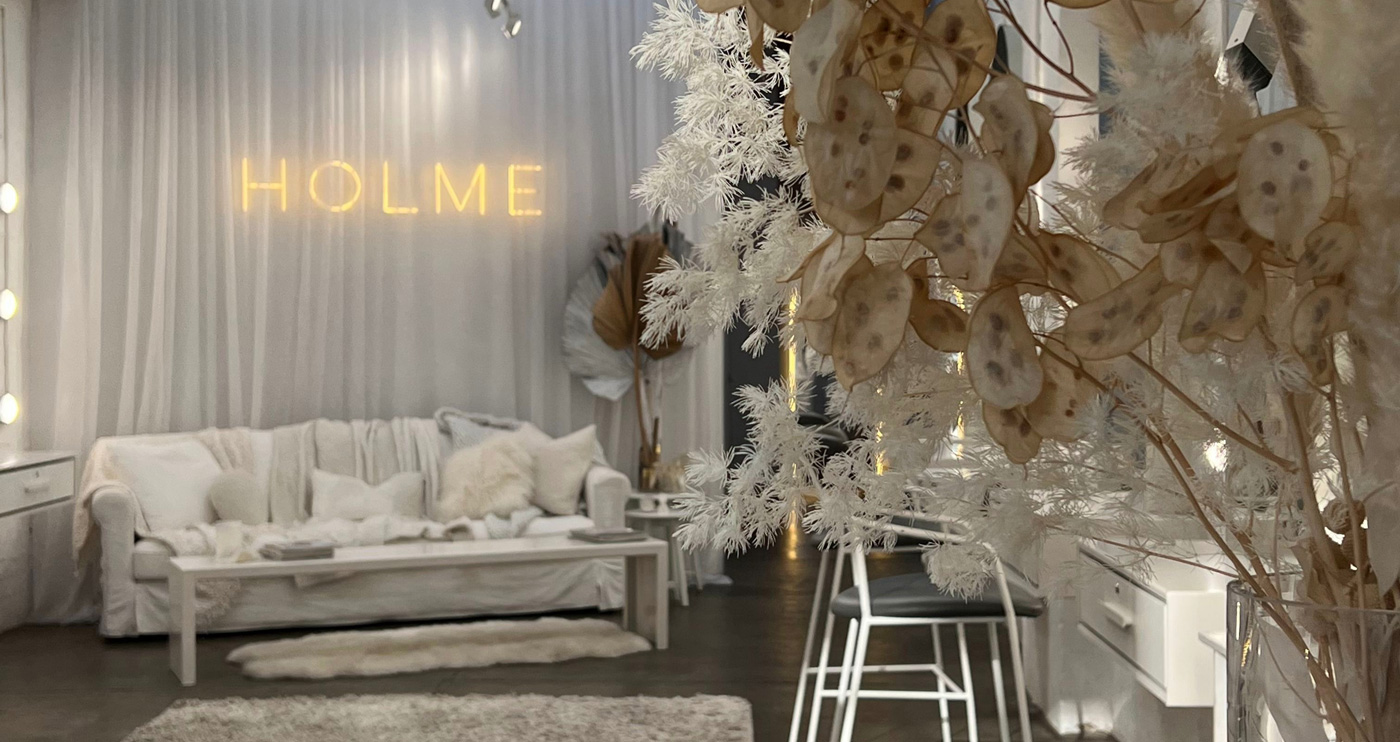 Custom Neon&reg; warm white salon name sign @holmebeauty @hilaryholmesmakeup