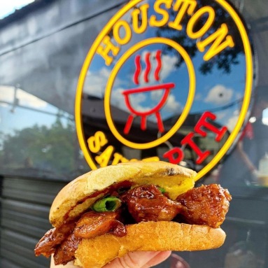Red & yellow food truck sign @houstonsaucepit by Custom Neon®