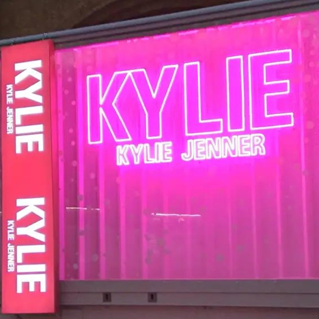 Custom Neon® pink logo @kyliejenner