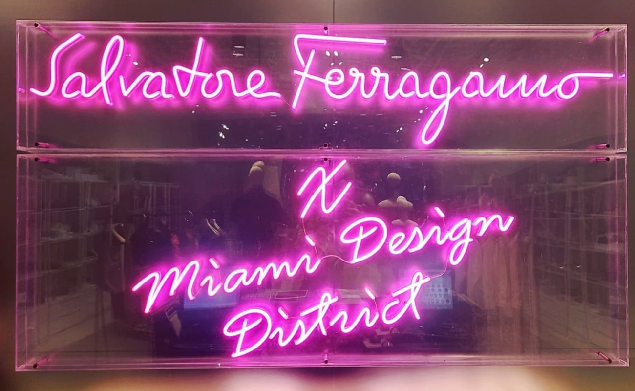 Pink Custom Neon® word retail sign @miamidesigndistrict