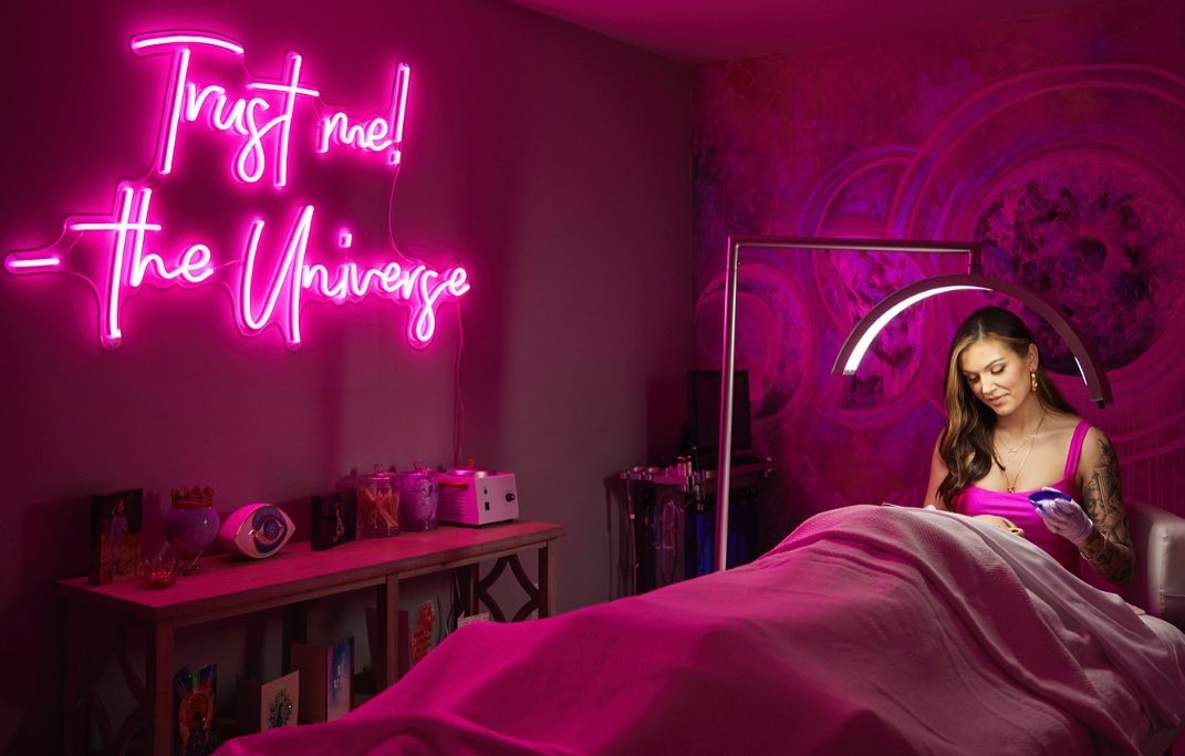 Orange #interlock Custom Neon® suspended hashtag sign @sarabrownevents