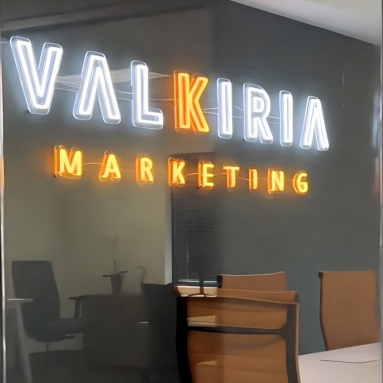 Custom Neon® office wall sign @valkiria_mkt @masgrafix