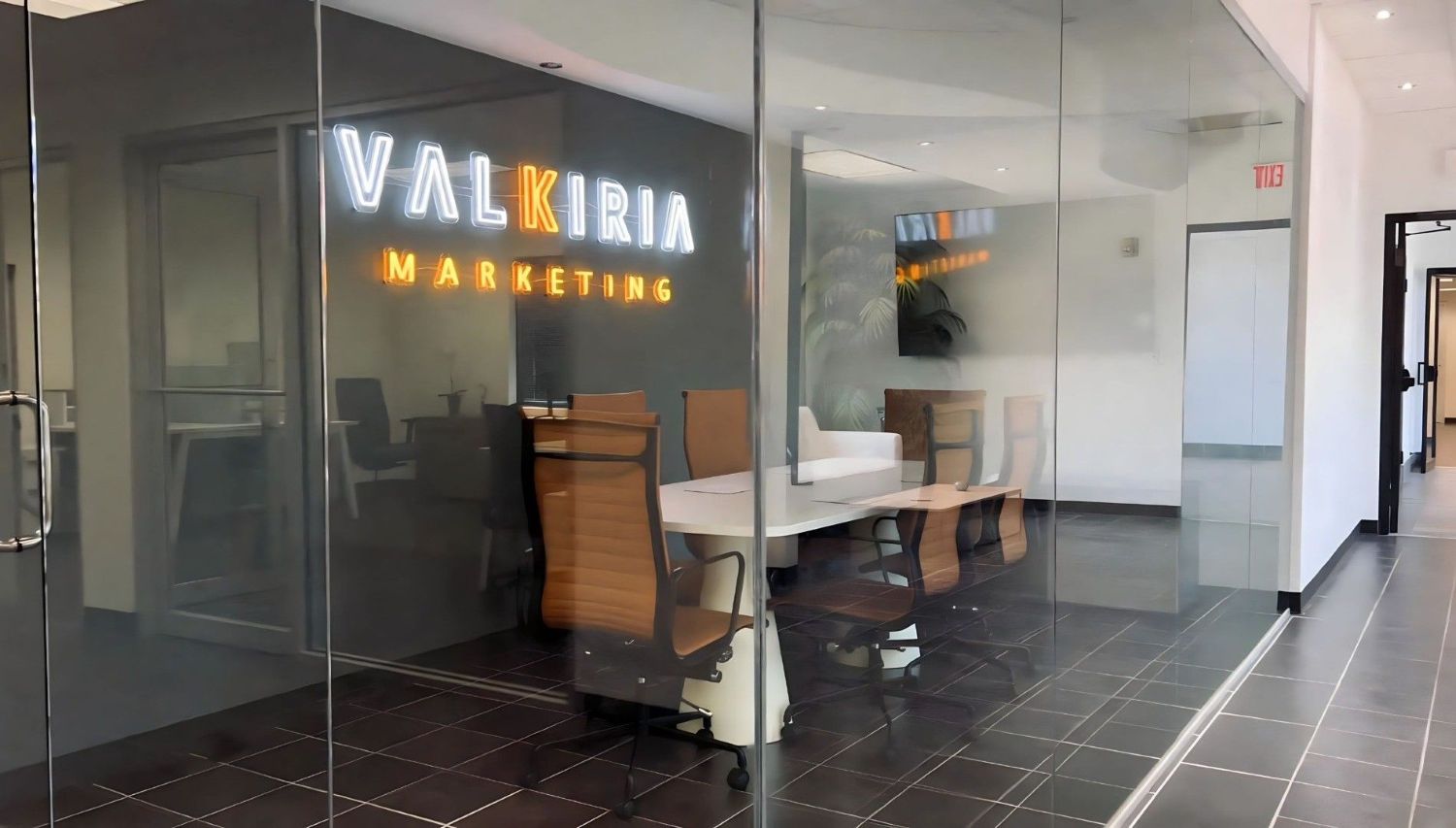 Custom Neon® Valkiria Marketing office wall sign @valkiria_mkt